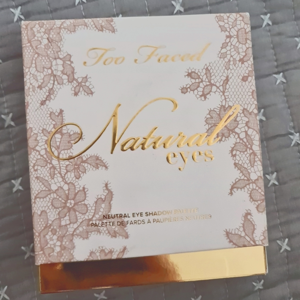 Too faced natural eyes pallet